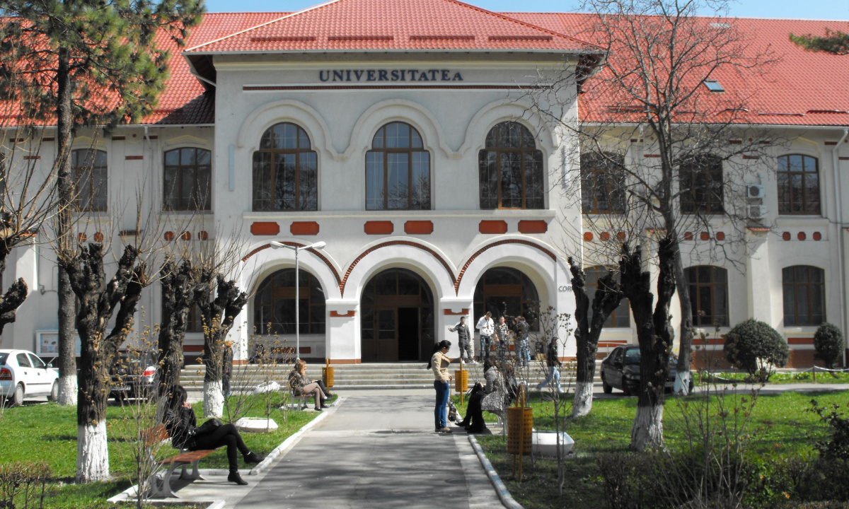 universitate corp B