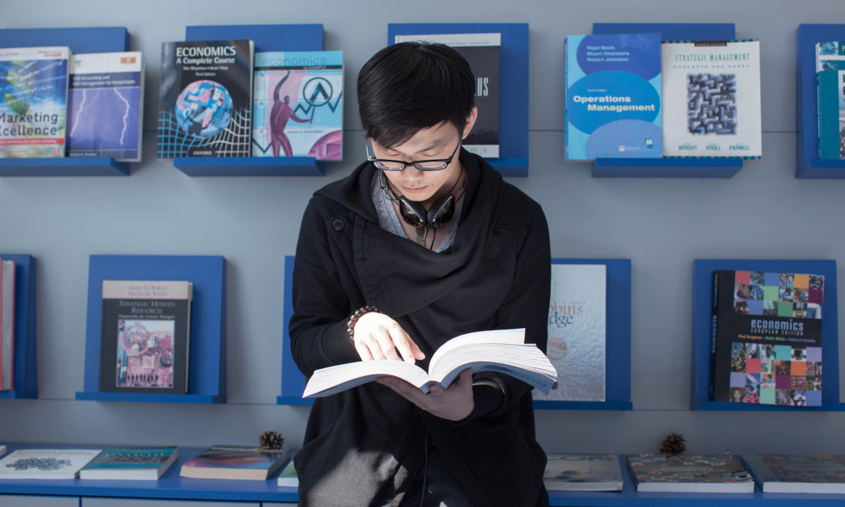 74 BOOKSTORE